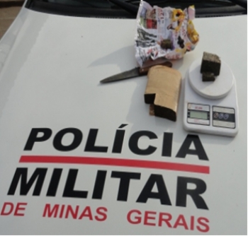 Denúncias anônimas levam militares a suspeito de tráfico de drogas em Guanhães