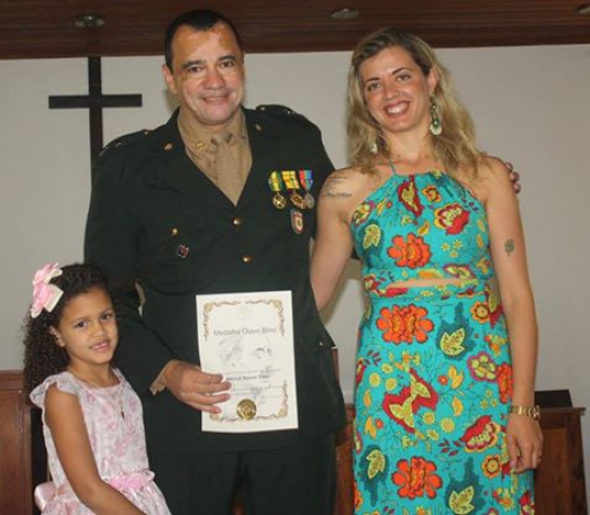 Discurso de despedida e entrega do Diploma de Amigo marcam solenidade de encerramento da 13ª Delegacia de Serviço Militar de Guanhães