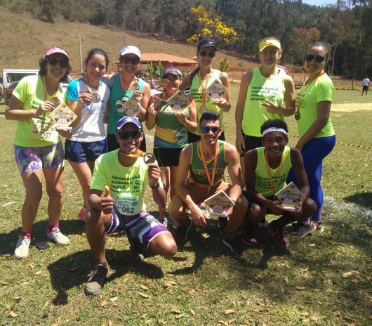 ESPORTE: Equipe Águia conquista 7 pódios em corrida de Santa Rita de Peçanha, em São João Evangelista