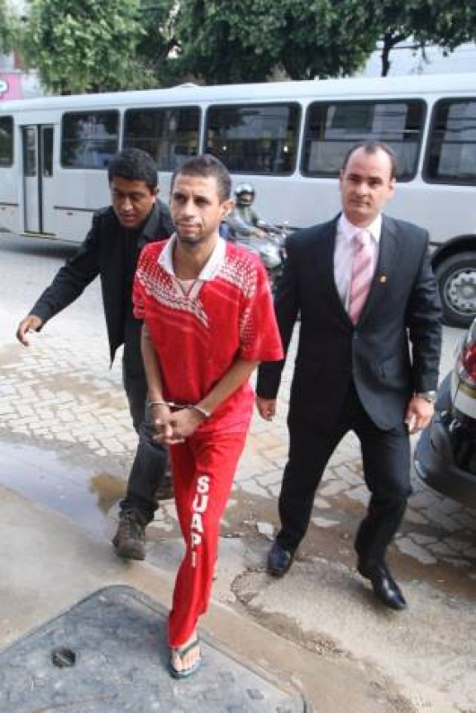 Homem preso em Rio Vermelho após estuprar e agredir mulher é apresentado em Valadares