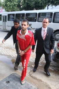 Homem preso em Rio Vermelho após estuprar e agredir mulher é apresentado em Valadares