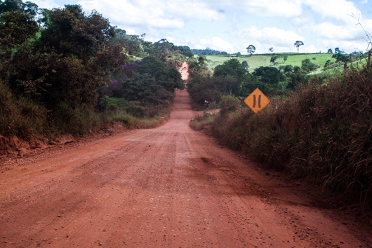 Estado e Anglo American assinam convênio para conclusão de rodovia entre Conceição e Serro