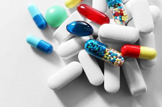 Anvisa publica novas regras sobre medicamentos isentos de prescrição médica