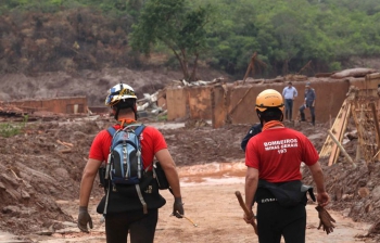 Governo cria força-tarefa para recuperar municípios atingidos por rompimento de barragem