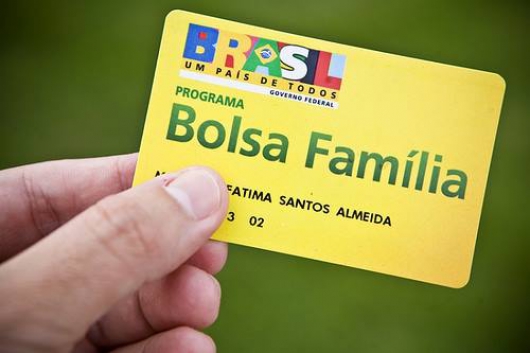 NOVIDADES: Beneficiários do Bolsa Família terão linha de crédito