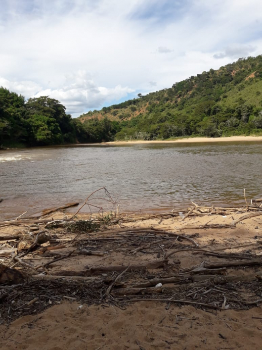 Militar é levado às pressas para hospital, após salvar mulher que se afogava em cachoeira