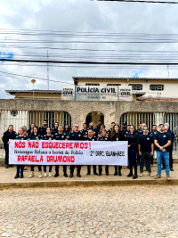 Servidores da 2ª Delegacia Regional de Polícia Civil de Guanhães realizam homenagem póstuma à escrivã Rafaela Drumond