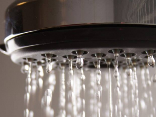 Cemig dá dicas de economia e segurança na utilização do chuveiro elétrico