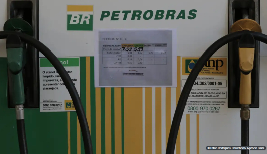 Diesel fica mais barato a partir desta sexta-feira nas distribuidoras