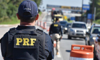 Feriado leva Polícia Rodoviária a aumentar fiscalização nas estradas