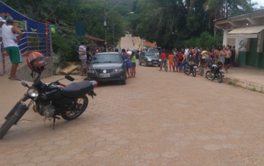 Jovem é morto a tiros dentro de veículo em São Sebastião do Maranhão