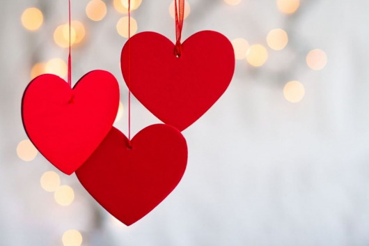 Dia dos namorados: Confira uma agenda de lives e programas românticos para curtir em casa