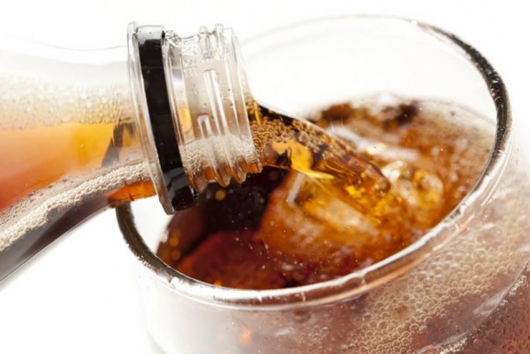 20 alimentos: Refrigerante é sexto alimento mais consumido por adolescentes, mostra pesquisa