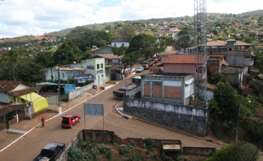 COBRANÇA: População vai às ruas em protesto contra a Prefeitura de Morro do Pilar