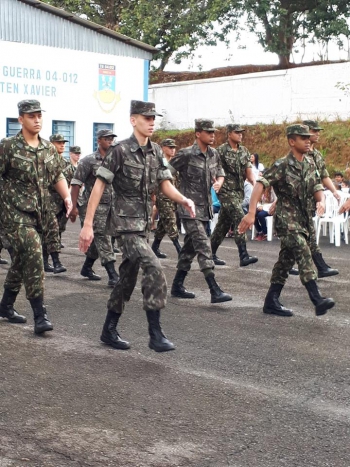 Tiro de Guerra 04-012 realiza cerimônia em comemoração ao Dia dos Pais