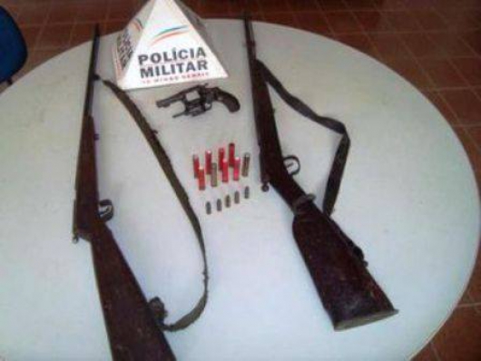 Armas e munições são apreendidas em Materlândia e Sabinópolis