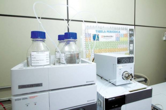 Mais sensível. Cromatógrafo líquido é o aparelho mais caro para análise de drogas: foram investidos R$ 600 mil