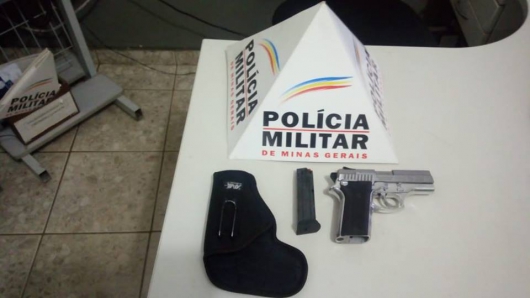 REGIÃO: Cinco armas de fogo são apreendidas durante o final de semana em operações policiais