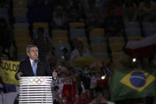Rio 2016: &quot;Chegamos como hóspedes, saímos como amigos”, diz presidente do COI