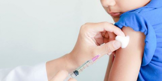 Campanhas de vacinação contra poliomielite e outras doenças são adiadas