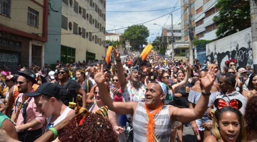 Cade vai investigar venda de cervejas nos carnavais de rua