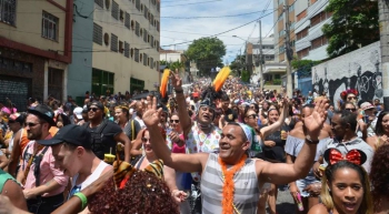 Cade vai investigar venda de cervejas nos carnavais de rua