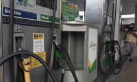 Preços da gasolina, diesel e gás aumentam hoje nas refinarias