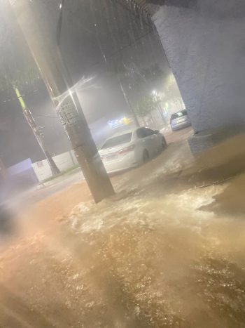 Diante de tantos alagamentos na região, vale o alerta: contato com a água da chuva requer cuidados!