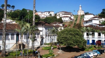 Governador libera recursos para infraestrutura de municípios do Vale do Jequitinhonha