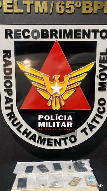 Pol&iacute;cia Militar realiza opera&ccedil;&atilde;o antidrogas e prende suspeitos no bairro Alvorada, em Guanh&atilde;es