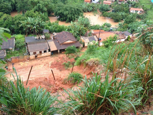 Prefeitura de Dom Joaquim decreta estado de alerta após chuvas