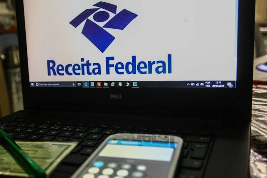 Receita começa a pagar as restituições do 6º lote do Imposto de Renda