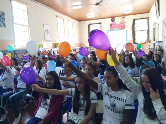 Escola Odilon Behrens promove atividades educativas em comemoração a Semana do Estudante