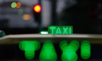 Auxílio Taxista começa a ser pago hoje com parcela dobrada
