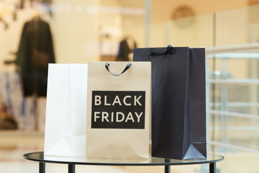 BLACK FRIDAY: Comprar na promoção coletiva exige cautela e planejamento