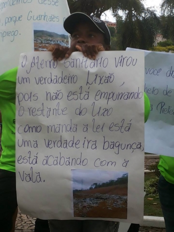 Catadores fazem manifestação em Guanhães
