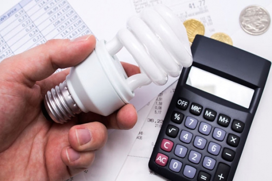 Conta de luz vai ficar mais barata a partir desta segunda