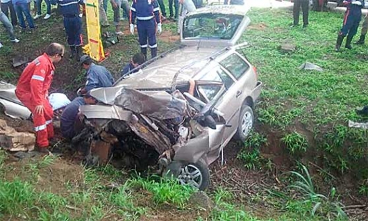 Acidente na BR-381 deixa um morto e dois feridos em Belo Oriente