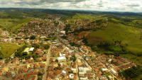 ANIVERSÁRIO DE GUANHÃES: Confira o que abre e o que fecha na cidade durante o feriado municipal