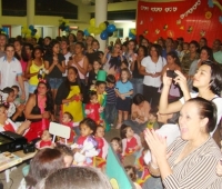 “Mãe, quem ama educa”: CEMEI finaliza projeto com apresentações dos pequeninos