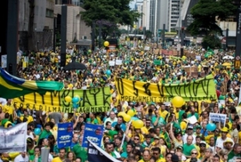 Manifestações contra Dilma reúnem 1,5 milhão em todo o país