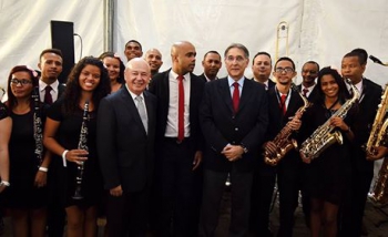 Governador Fernando Pimentel entrega 448 instrumentos musicais a 85 Bandas de Minas Gerais