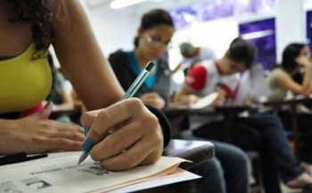 Português e matemática serão únicas disciplinas obrigatórias no ensino médio