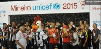 Atlético vence Caldense com &#039;renascimento&#039; de Jô, lance polêmico e conquista o Mineiro 2015