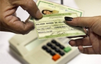 Termina nesta quinta prazo para eleitor requerer voto em trânsito