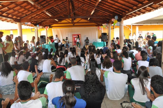 Apresentações artistas e musicais marcaram as comemorações do Dia do Estudante no IFMG/SJE