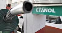 Aumento do percentual de etanol na gasolina vai afetar os carros antigos e importados