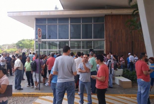 Técnico-administrativos do IFMG e outras instituições federais entrarão em greve a partir de segunda-feira