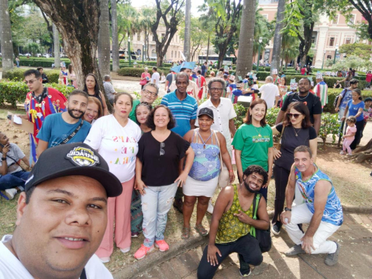 LUTA ANTIMANICOMIAL: Desfile em BH é marcado com samba enredo do CAPS Guanhães