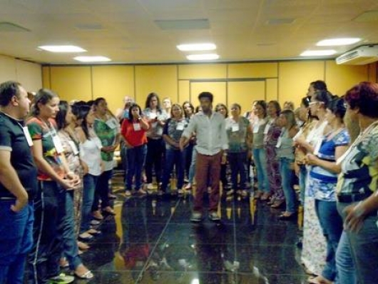 I Encontro Estadual de Educadores conta com participações de escolas municipais de Guanhães